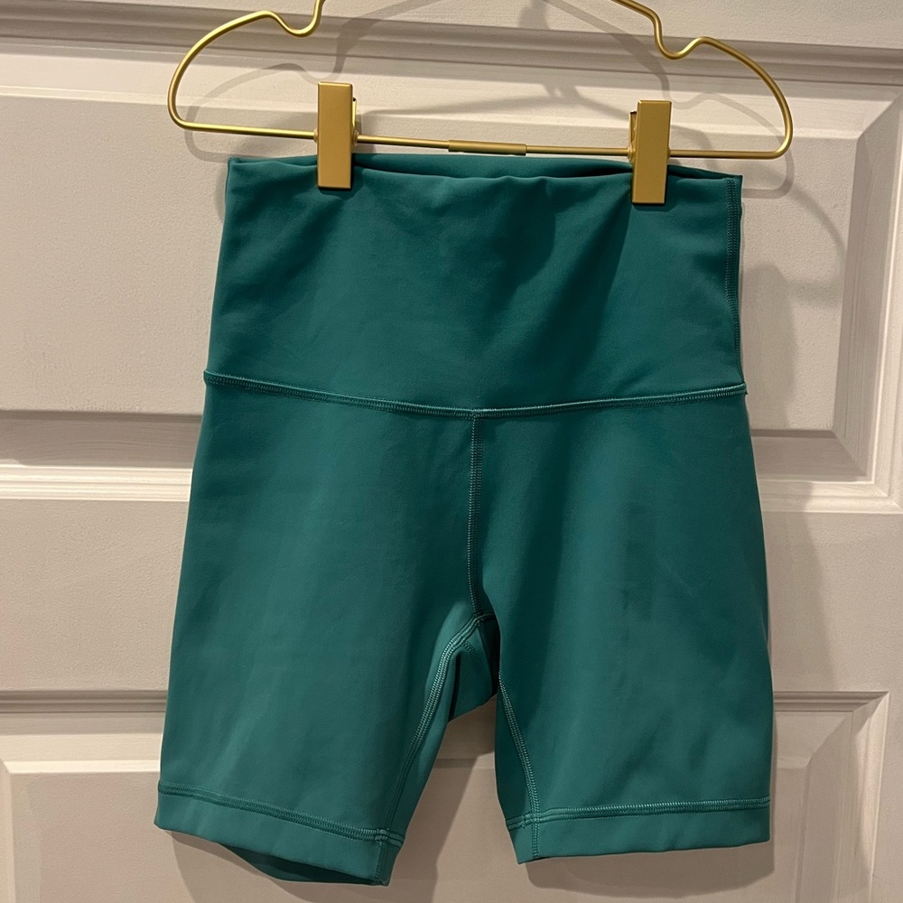 Lululemon Wunder Train High Waisted Shorts 4 inch inseam
